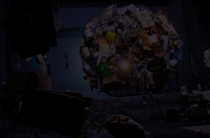 
		<h1>2011</h1>
		<h2>Kleiner mann - was nun?</h2>
		<h4>Hans Fallada</h4>
		<h5>gezelschap - gesellschaft - company</h5>
		<h3>Schauspielhaus Bochum</h3>
		<h4>Bochum, Duitsland</h4>
		<h5>regie - regie - direction</h5>
		<p>David Bösch</p>
		<h5>licht - licht - light</h5>
		<p>Denny Klein</p>
		<h5>kostuums - kostüme - costumes</h5>
		<p>Mientje Nielsen</p>
		<h5>decor - bühne - stage</h5>
		<p>Thomas Rupert</p>